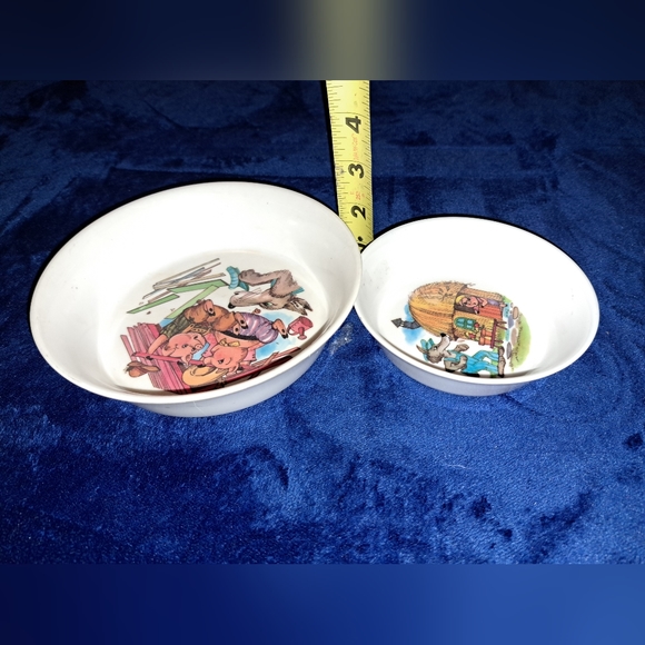 Vintage Child’s Dishes "3 Little Pigs" 2 Bowls - Picture 2 of 4